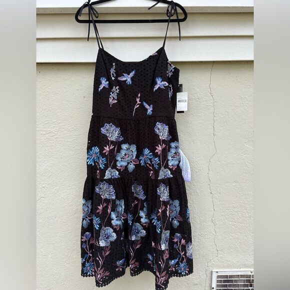 DRESS THE POPULATION | Abbie Floral Embroidered Eyelet Dress NWT Large Midi - Picture 3 of 11